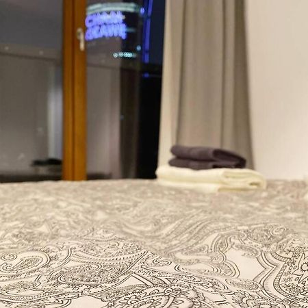 Exclusive 2Br! Apartment Near City Center +Netflix Varşova Dış mekan fotoğraf