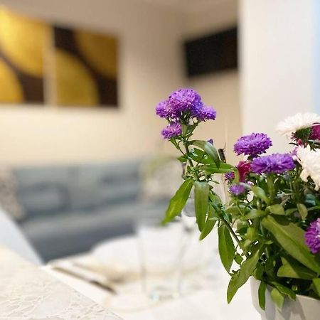 Exclusive 2Br! Apartment Near City Center +Netflix Varşova Dış mekan fotoğraf
