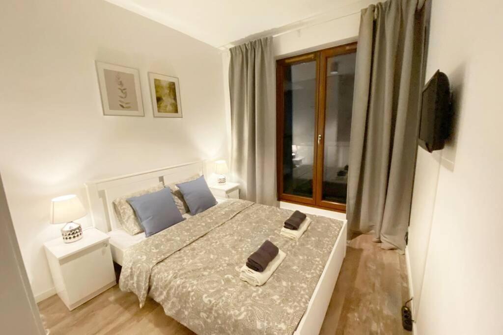 Exclusive 2Br! Apartment Near City Center +Netflix Varşova Dış mekan fotoğraf